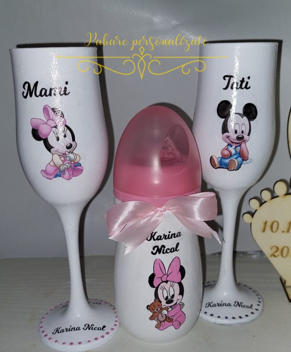 Pahare si sticluta pentru botez