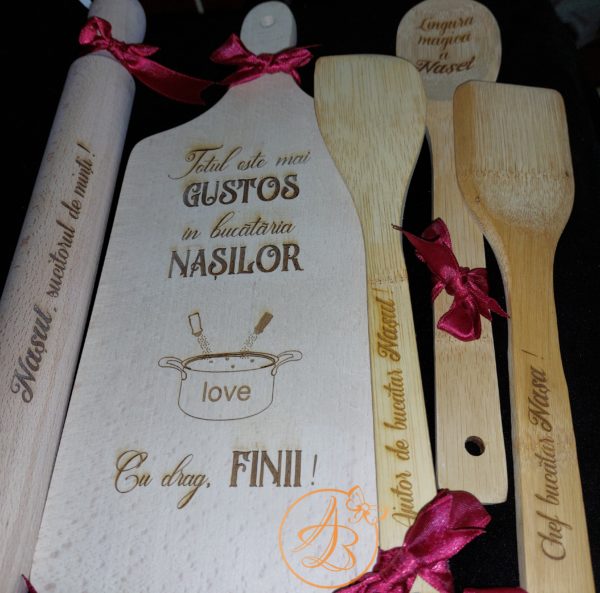 Set gravat in cutie pentru bucatarie, pentru nasi - imagine 2