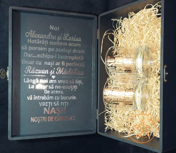 Cutie decorata pentru nasi, mosi, cu pahare - imagine 8