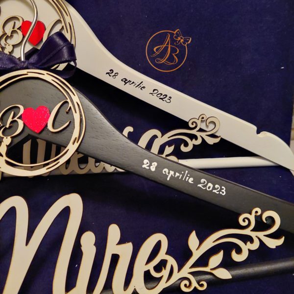 Set umerase elegante pentru miri si copilas - imagine 3
