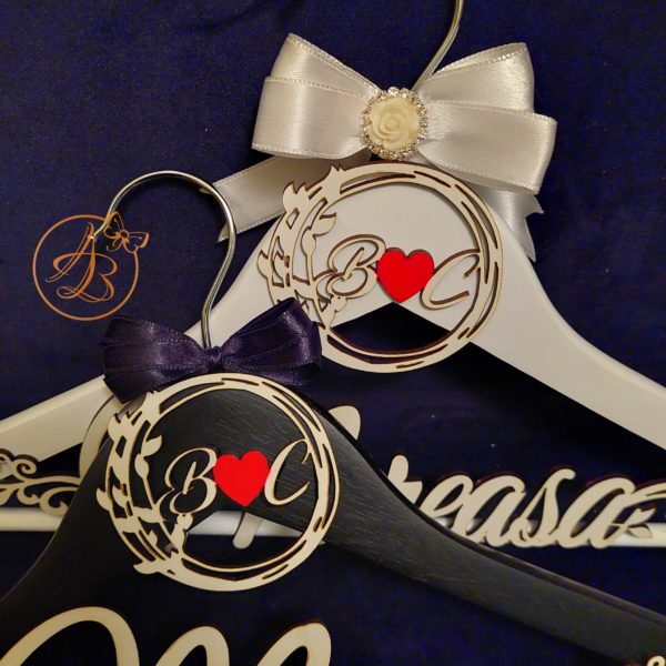 Set umerase elegante pentru miri si copilas - imagine 5