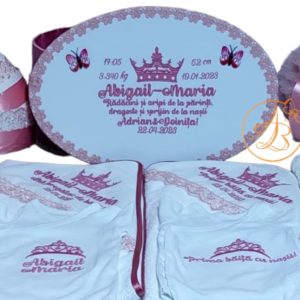 Trusou botez fetita cu coroana