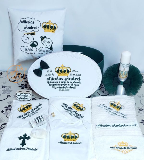 Trusou botez baietel cu coroana aurie