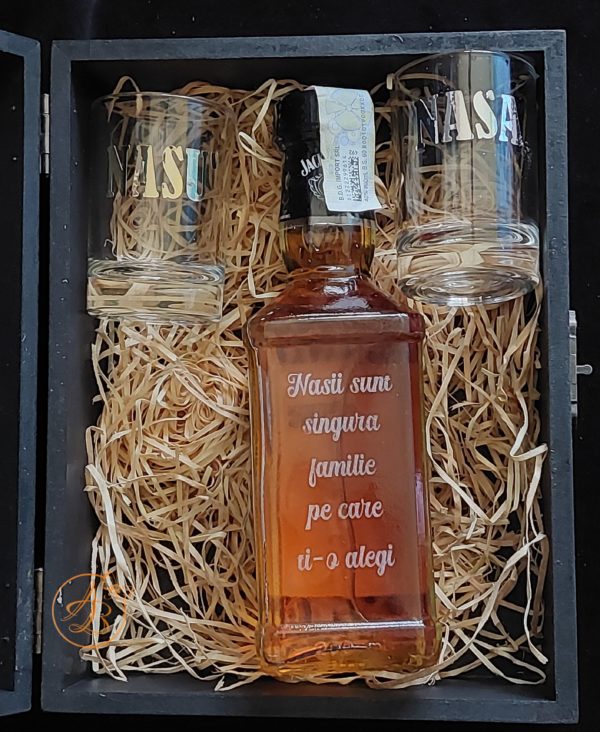 Cutie eleganta mica cu sticla gravata, pentru nasi - imagine 27