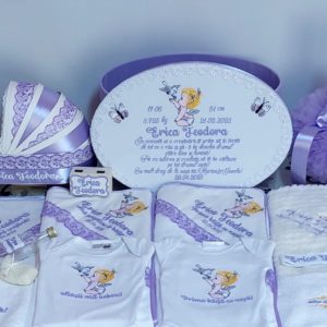 Trusou mov botez pentru fetita cu bebe