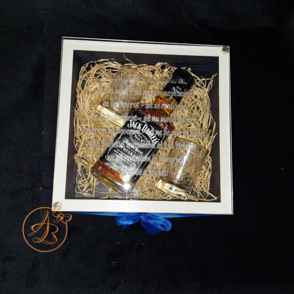 Cutie medie cu capac transparent gravat