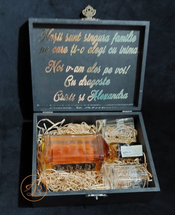 Cutie eleganta mica cu sticla gravata, pentru nasi - imagine 30