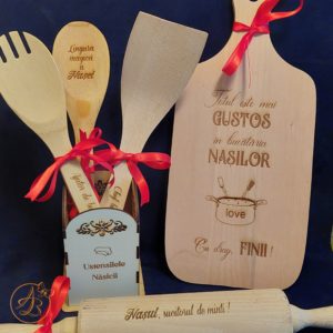 Set gravat in cutie pentru bucatarie, pentru nasi