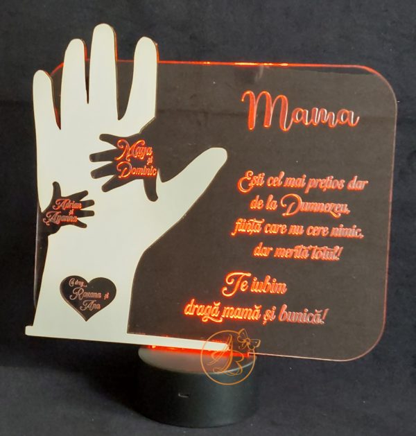 Trofeu cu manute pentru mama - imagine 8