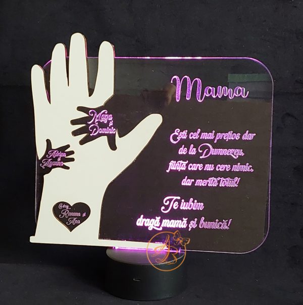 Trofeu cu manute pentru mama - imagine 6