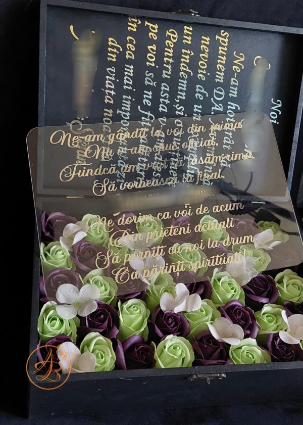 Cutie mare cu flori si placa plexiglass, pentru nasi - imagine 4