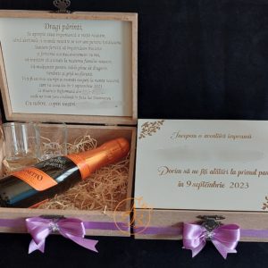 Cutie natur personalizata cu placa alba gravata