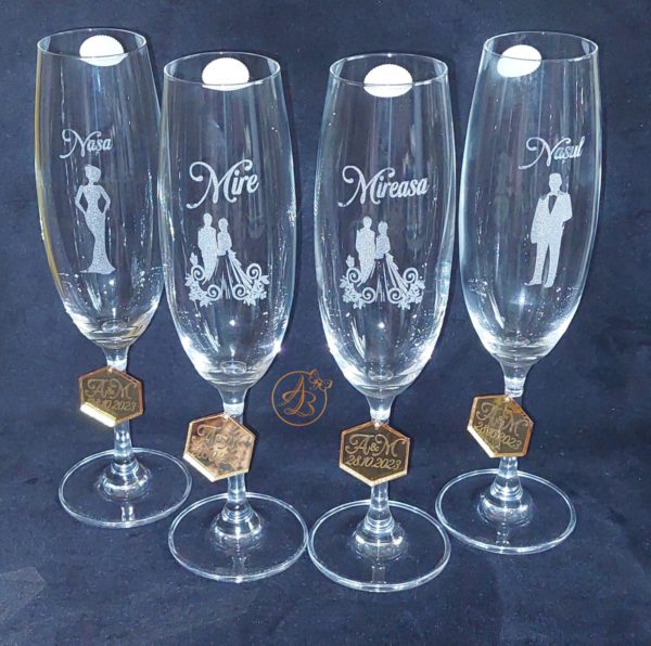 Pahare cristal gravate cu insigne oglinda