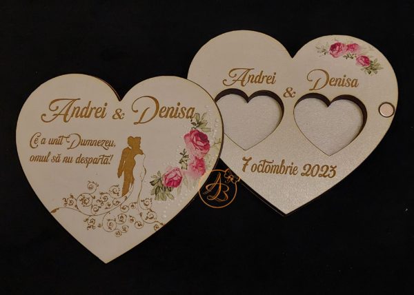 Cutiuta inimioara si trandafiri pentru verighete