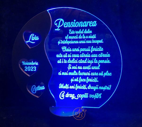 Trofeu rotund cu inimioare, cadou pensionare