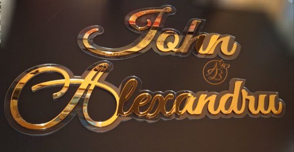 Nume din oglinda aurie pentru panou foto - imagine 6