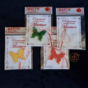Martisor plexiglas colorat fluture