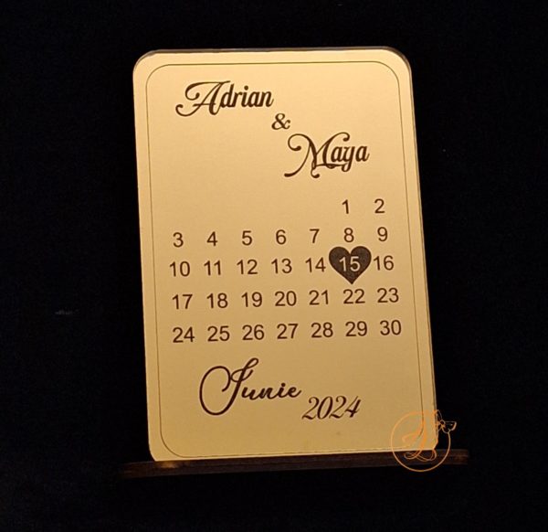 Save the date tip calendar, din oglinda aurie