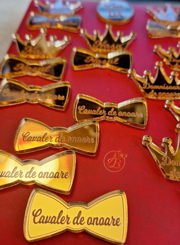 Set insigne din oglinda aurie 4cm - imagine 2