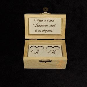 Cutiuta verighete cu nume decupat