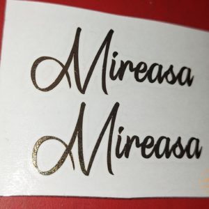 Stickere simple elegante pentru pahare