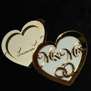 Cutiuta  pentru verighete Mr & Mrs inima cu capac oglinda
