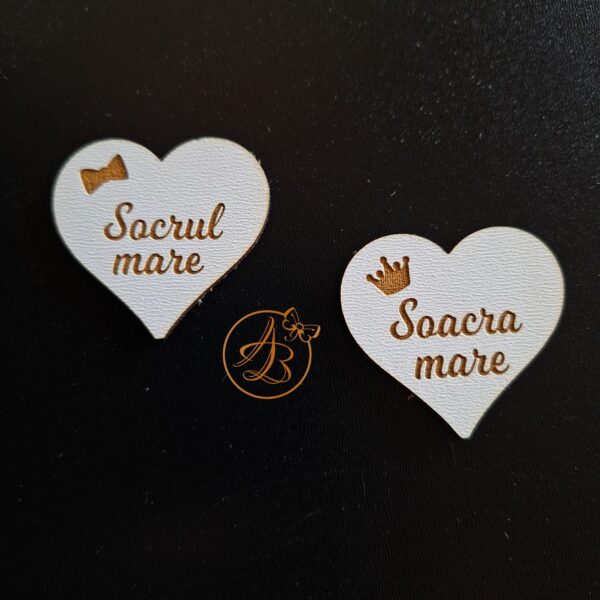 Insigne inimioare din lemn 4cm - imagine 3