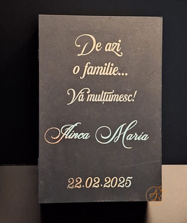 Cutie pentru nasi decorata cu text auriu - imagine 33