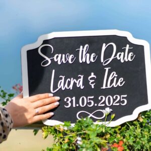 Save the date cu text decupat