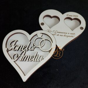 Cutie verighete din lemn