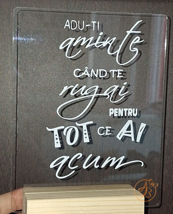 Placa plexiglass mare personalizata, cu suport lemn - imagine 2