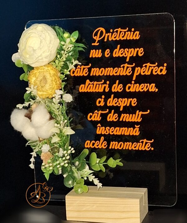 Placa plexiglass personalizata, decorata cu flori - imagine 3
