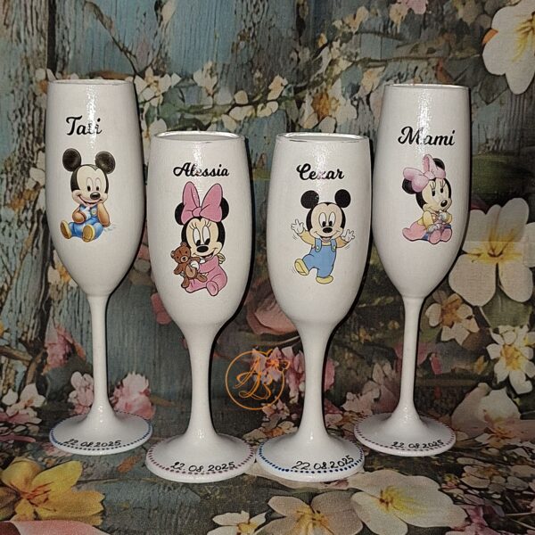 Set de pahare si sticlute decorate pentru botez gemeni - imagine 2