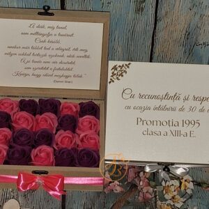 Cutie mica natur pentru dascal, profesor, invatator, cu flori de sapun