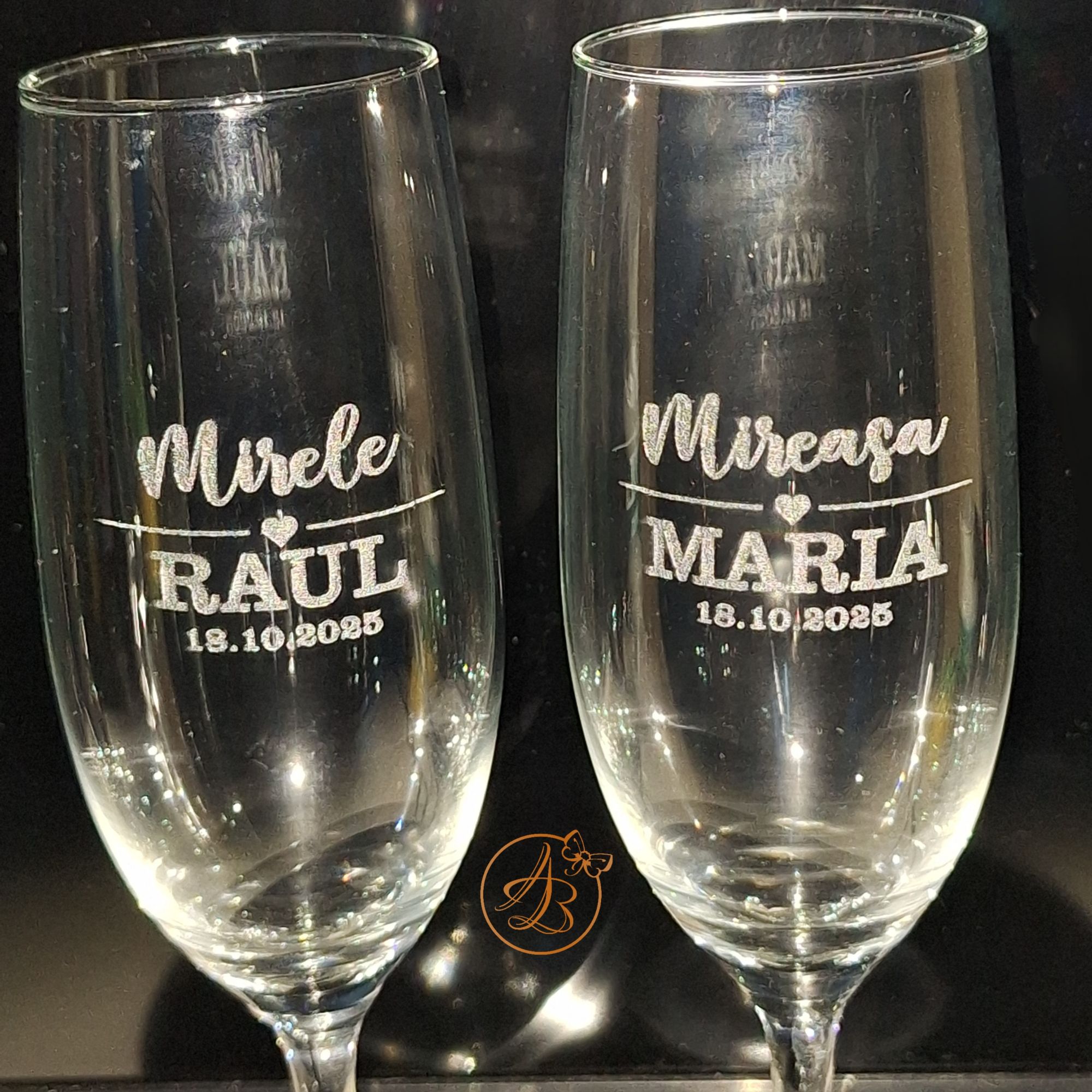 Set 4 pahare gravate pentru miri si nasi, cu nume si data - imagine 6