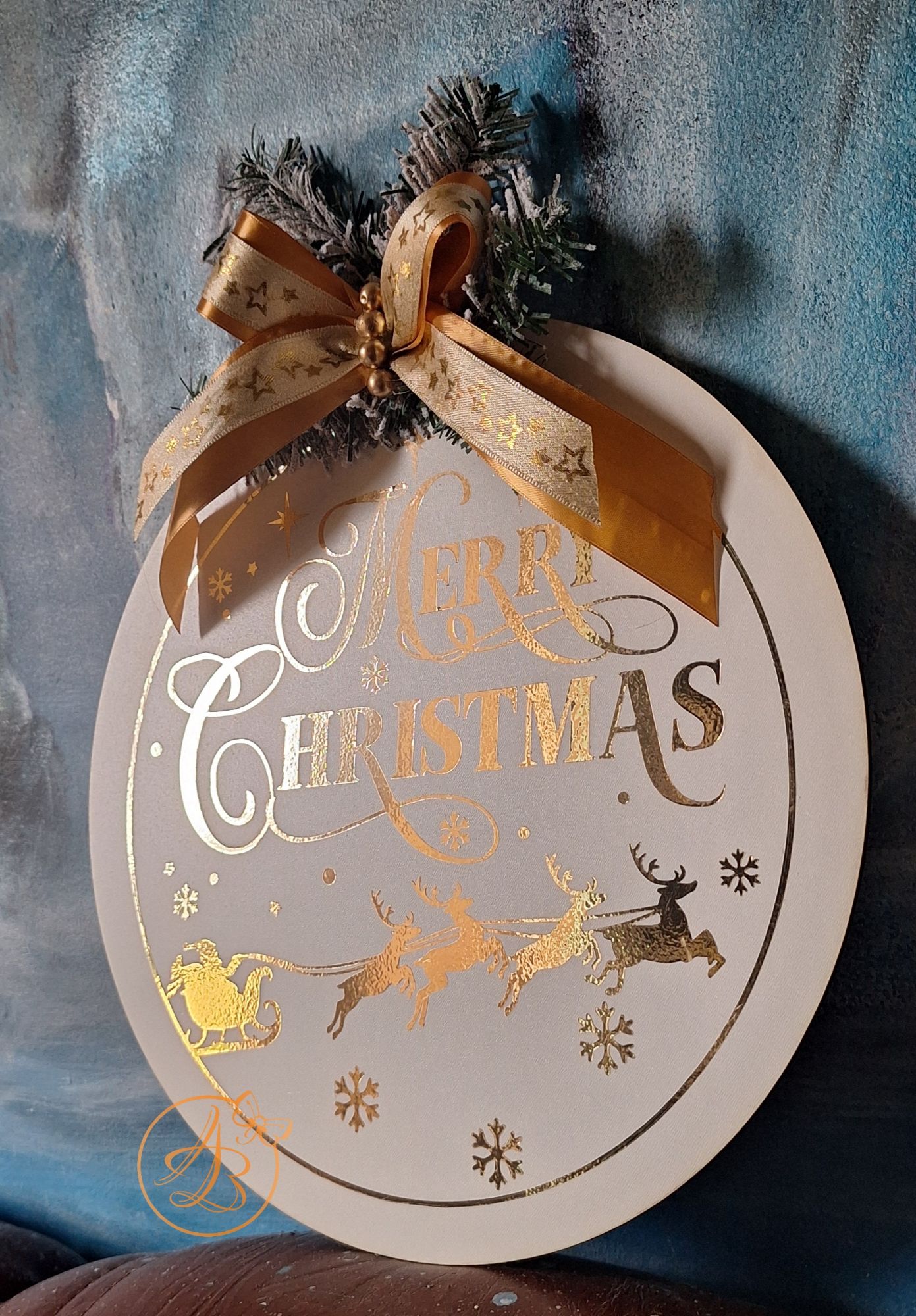 Coronita eleganta pentru Craciun, cu decor auriu - imagine 6