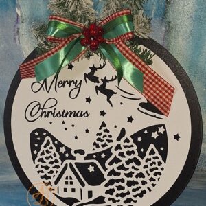 Coronita eleganta pentru Craciun, cu peisaj alb