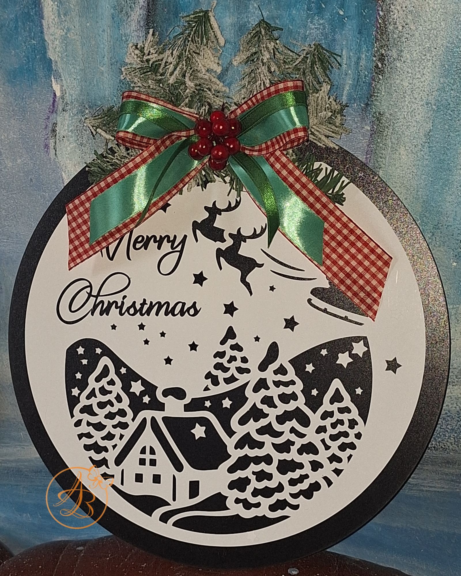 Coronita eleganta pentru Craciun, cu peisaj alb - imagine 2