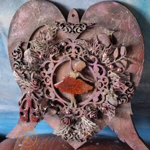 Decor perete inimioara cu balerina