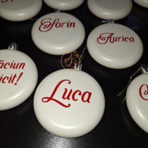 Glob plastic alb cu nume si Craciun fericit