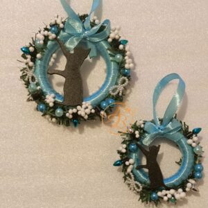 Set doua minicoronite cu pisica, in cutie carton