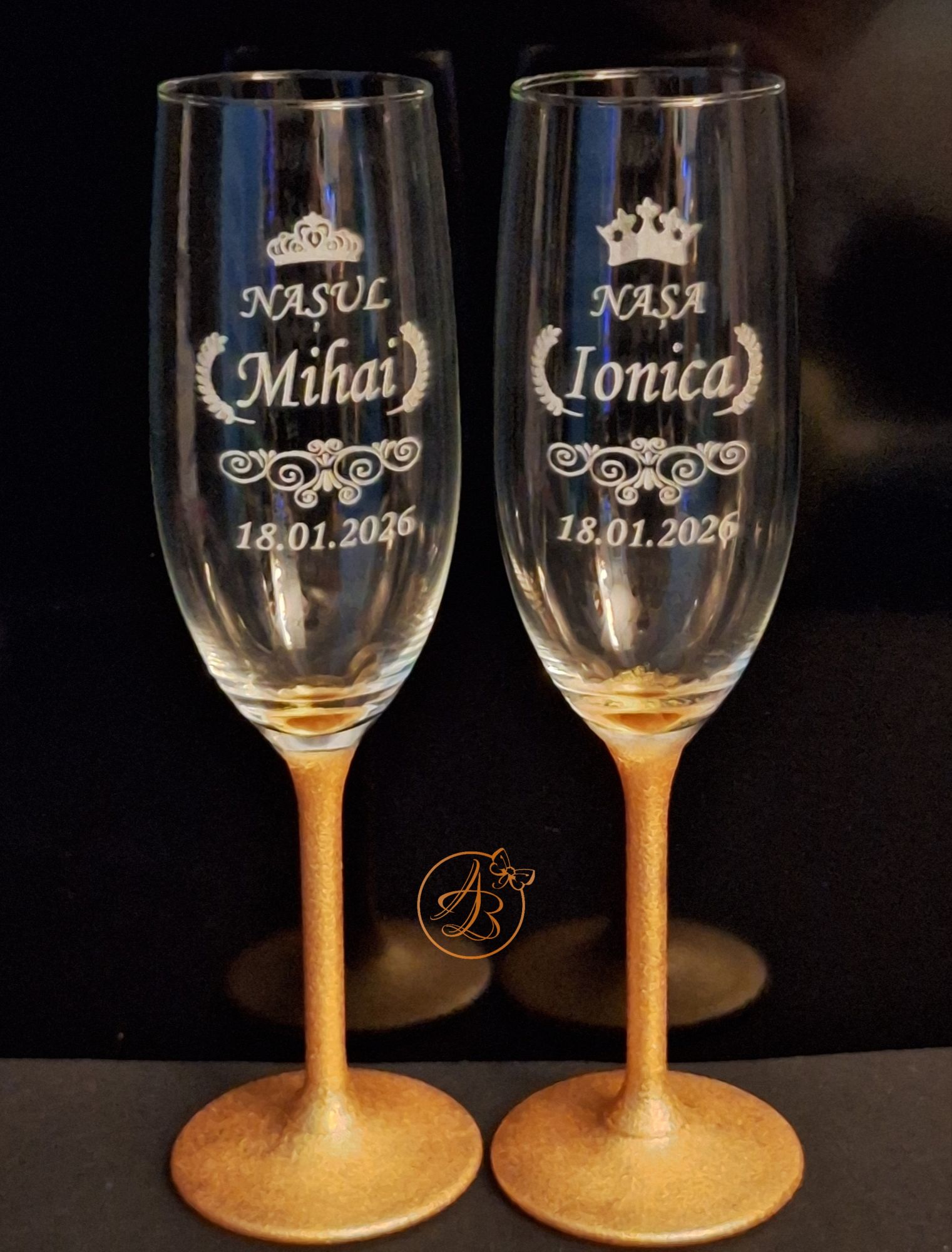 Pahare sampanie gravate pentru miri si nasi, cu talpa vopsita - imagine 4