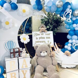 Decor photo corner si panouri de intampinare din plexiglass si oglinda