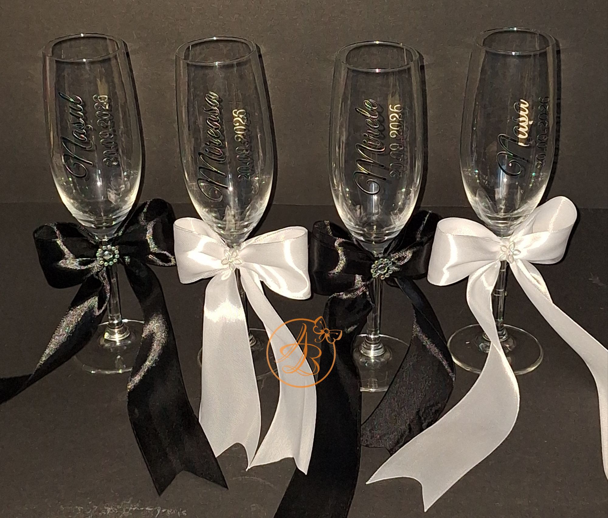 Set 4 pahare sticla cu nume, data si funde mari - imagine 4