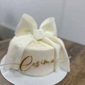 Decor topper dublat, nume cu codite