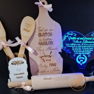 Set cadou pentru nasi, inima cu leduri si set gravat bucatarie