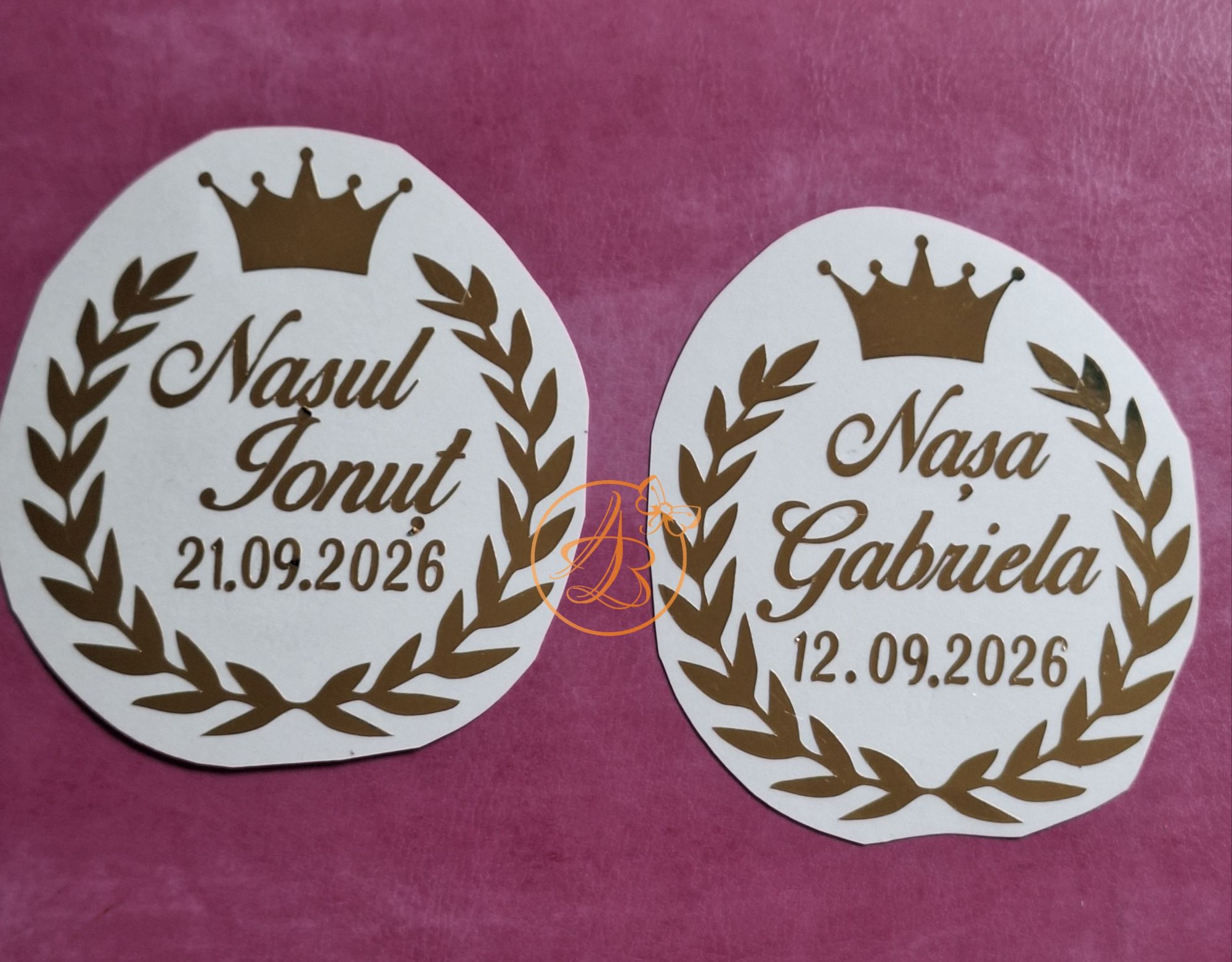 Stickere pentru pahare sau sticle, cu 1 nume, data, laur si coronita