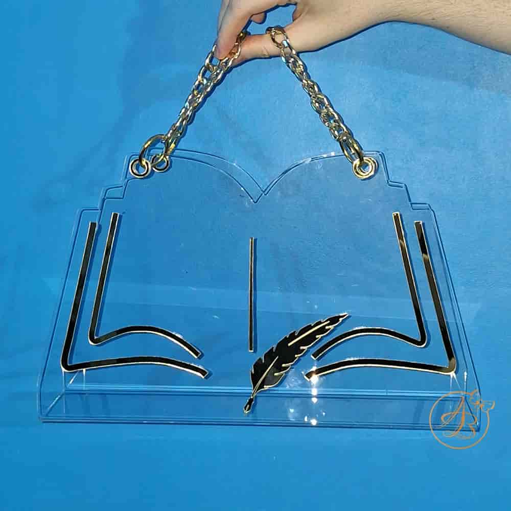Poseta, geanta medie din plexiglass transparent forma carte